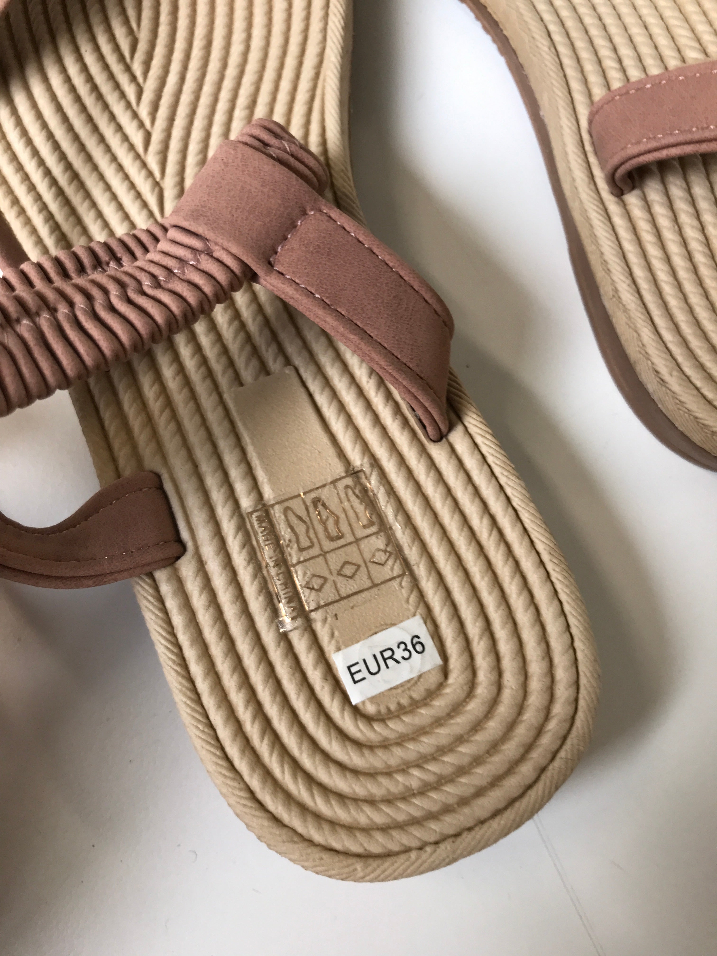 Sandal
